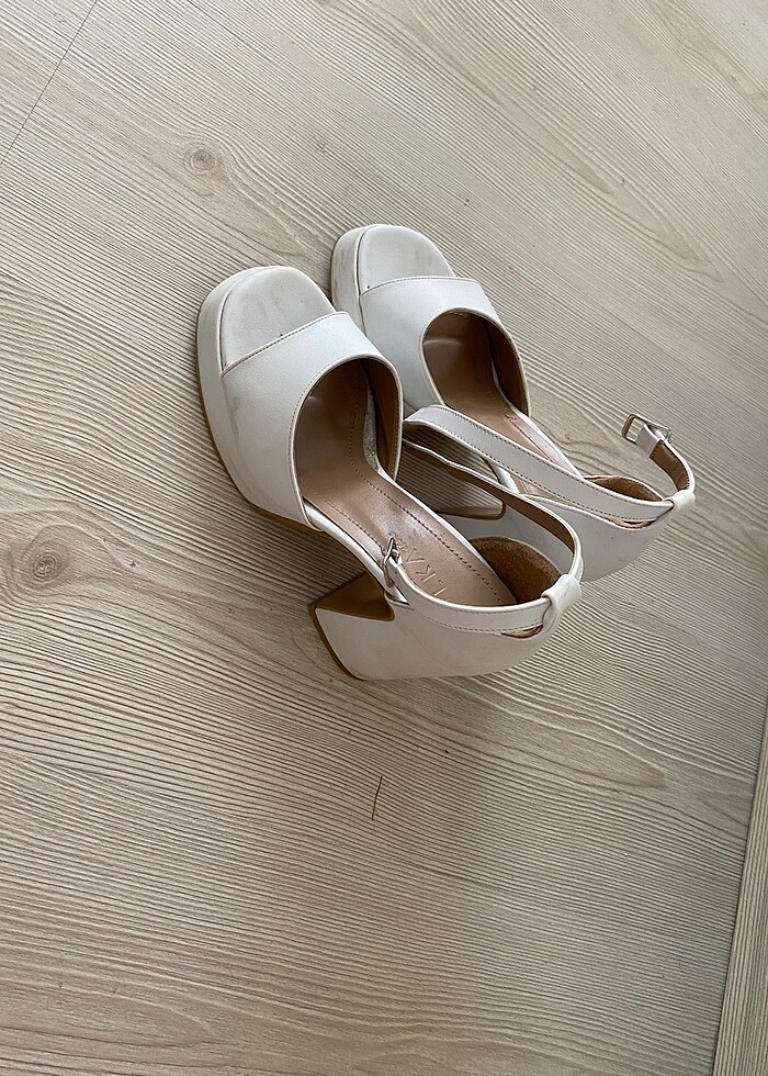 Gelin ayakkabısı ( 37 kalıplı 36 numara ) - Görsel 3