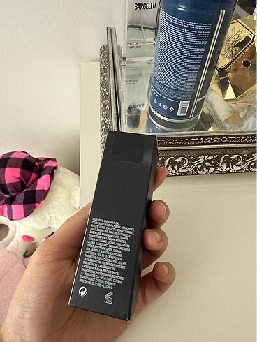 Beden Renk HUDABEAUTY FONDETÖN