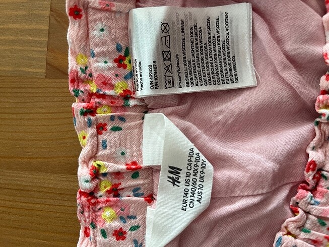 9 Yaş Beden H&M Çocuk Şort Etek