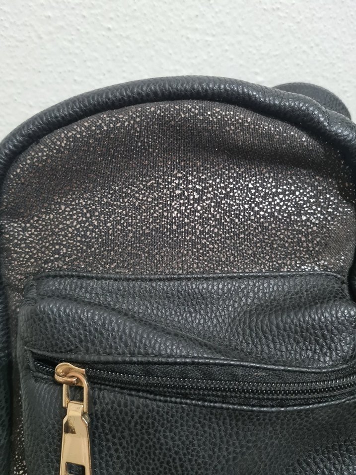 Siyah Deri Yılan Desenli Kadın Sırt Çantası - Görsel 2
