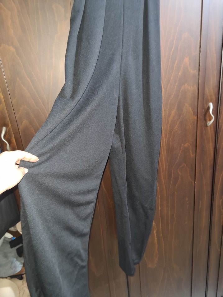 V Yaka Siyah Tulum, Uzun ve Drapeli - Görsel 2