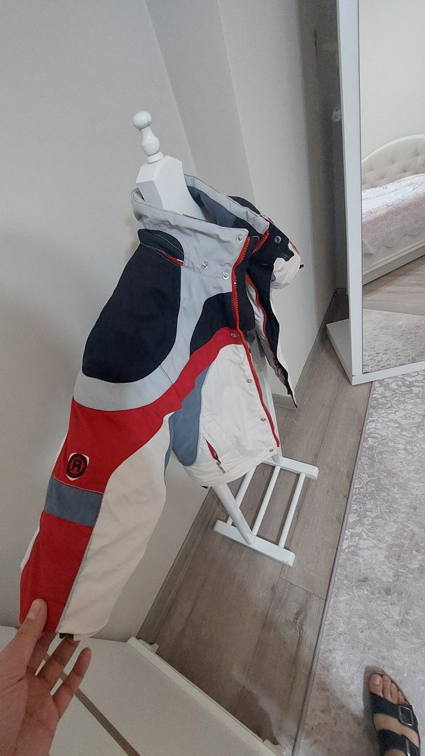 Erkek Çocuk Beyaz Street Wear Mont - Görsel 2