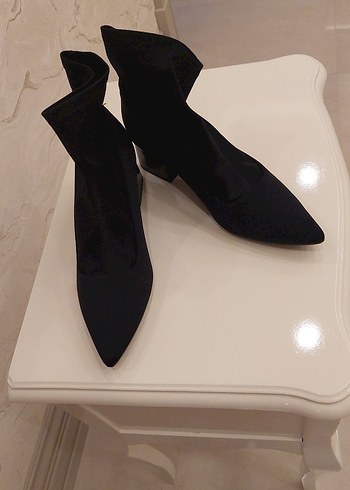 38 Beden Siyah Süet Stiletto Topuklu Kadın Bot