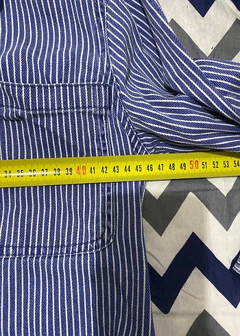 Düğmeli Çizgili Denim Kadın Gömlek - Görsel 4