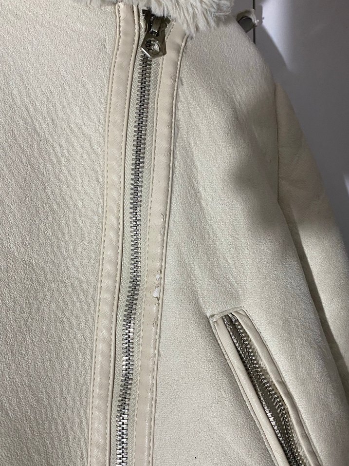 Beyaz Kürklü Kadın Ceket - Görsel 4