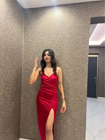 Diğer Kırmızı abiye