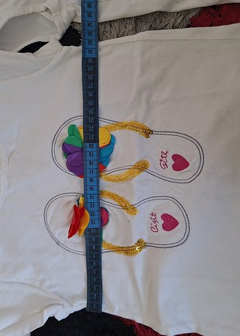 Renkli Baskılı Kız Çocuk Tişörtü - Görsel 2