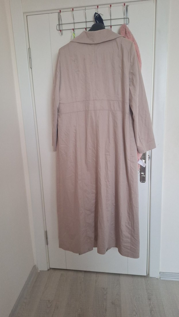 Bej Uzun Düğmeli Keten Kaban - Görsel 3