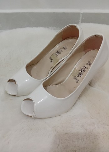 Beyaz Stiletto Kadın Ayakkabı