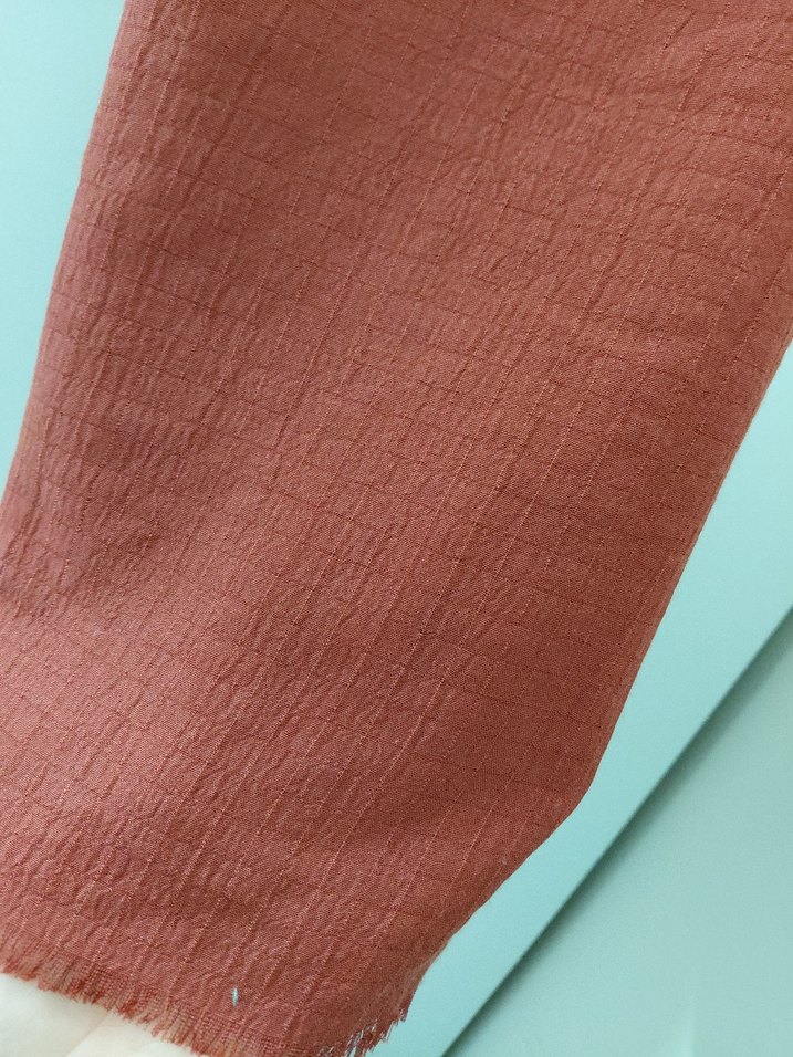 Kadın Kremit Rengi Şal - Görsel 3