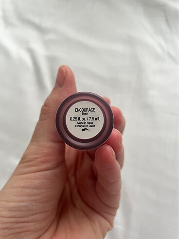 Beden Rare Beauty likit Allık
