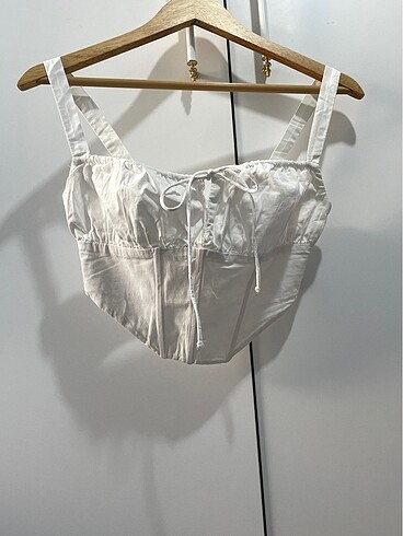 Bershka korse model top