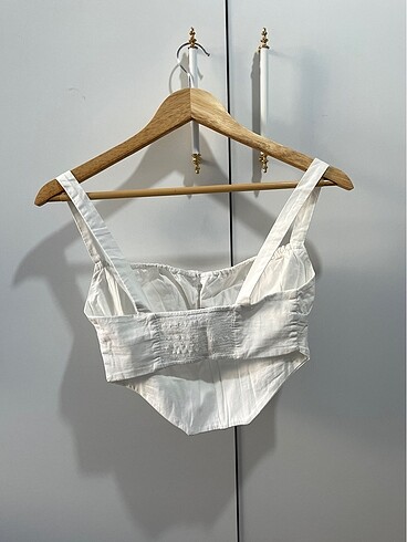 s Beden Bershka korse model top