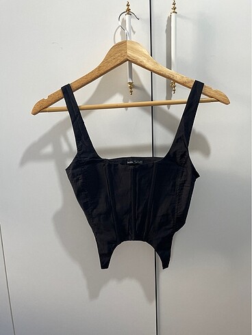 Bershka korse model top