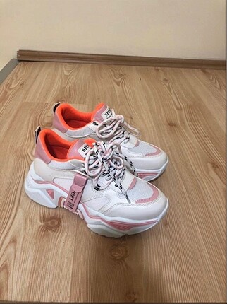 Adidas Beyaz sneaker spor ayakkabı