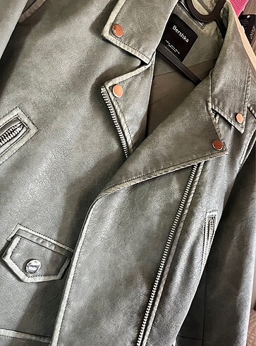 Bershka Yeşil Eskitme Deri Ceket