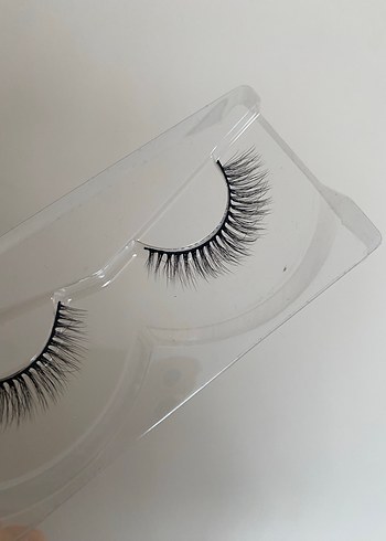 Doğal Görünümlü çat eye Kirpikler - Görsel 2