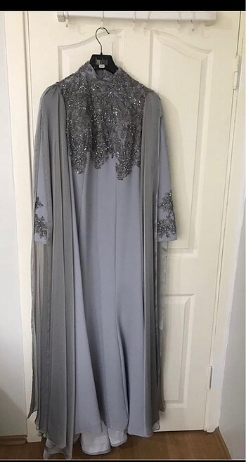 İşlemeli Tesettür Abiye - Görsel 2