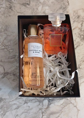Chanel Coco Kadın Parfümü & Victoria's Secret Vücut Spreyi - Görsel 2