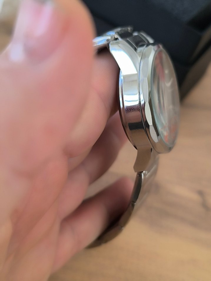 Armani Exchange Erkek Otomatik Saat - Görsel 3