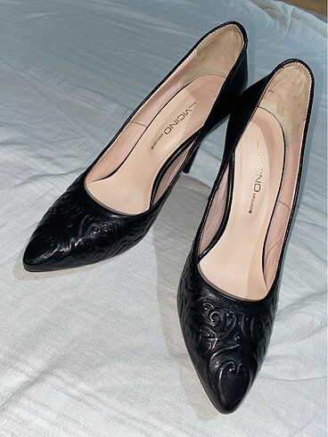 38 Beden Siyah stiletto
