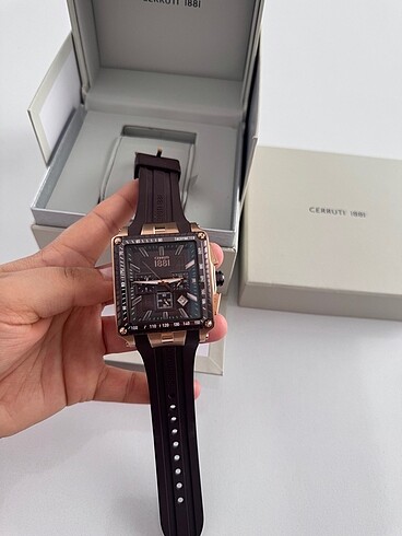 Cerruti 1881 CERRUTI 1881 Orijinal Erkek Kol Saati