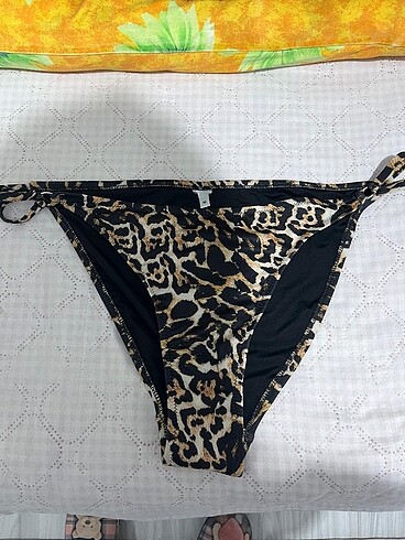 Leopar bikini altı