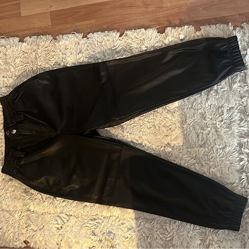 BERSHKA deri pantolon