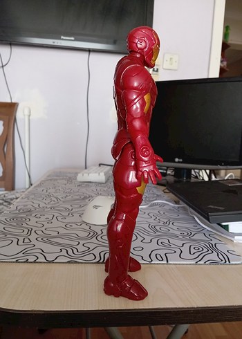 Beden Renk 2013 marvel & subs iron man figürü