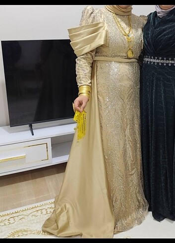 Gold nişan elbisesi - Görsel 6