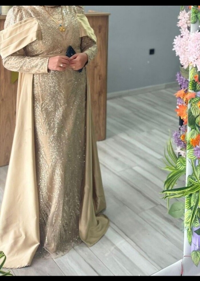Gold nişan elbisesi - Görsel 2