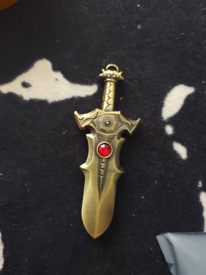 Altın Renkli Aksiyon Figürü Kılıç Çakmak - Görsel 2