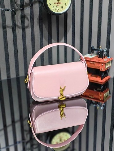 Yves Saint Laurent Voltaire Shoulder Bag