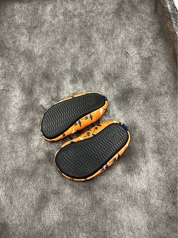 Kaydırmaz deniz ayakkabı - Görsel 2