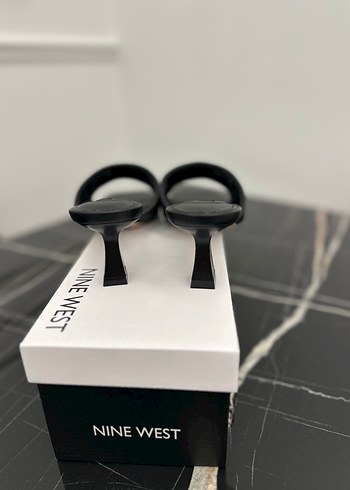 36 Beden siyah Renk Nine West Siyah Kareli Topuklu Terlik