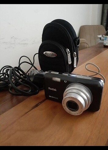 KODAK EASYSHARE V803 DİJİTAL FOTOĞRAF MAKİNESİ 