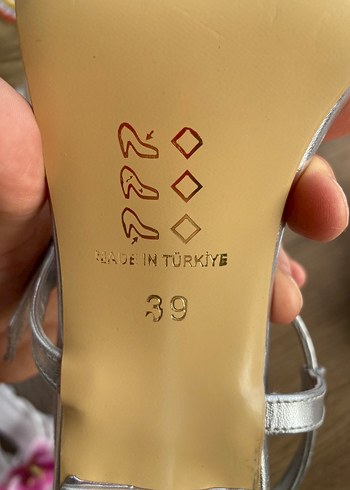 Gümüş bantlı Kadın Topuklu - Görsel 4