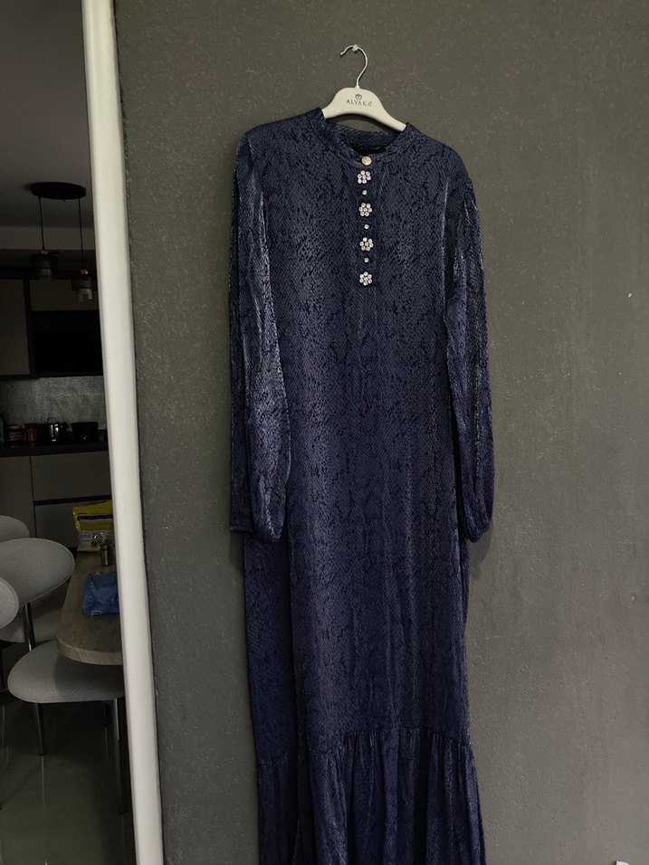 Kadın tesettür şık elbise - Görsel 3