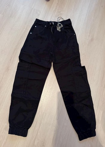 Bershka Siyah Bel Detaylı Kadın Bol Kesim Denim Pantolon