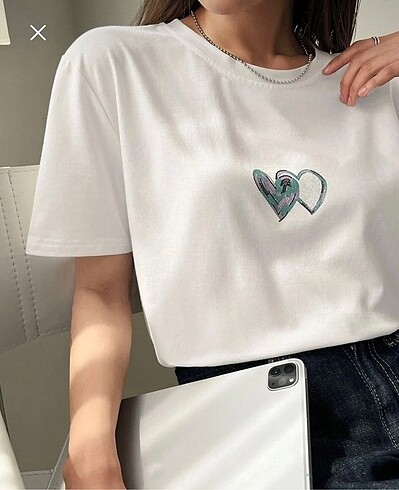 Beyaz oversize çift kalp tshirt