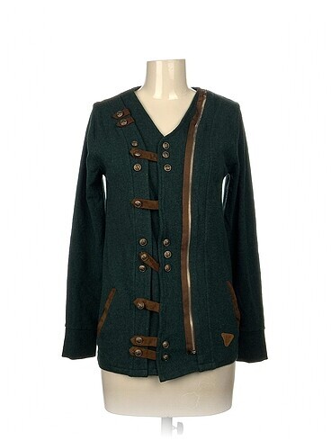 PreLoved Hırka %70 İndirimli.