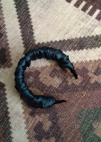 Koyu Renkli Fırfırlı Kadın Saç Bandı - Görsel 2