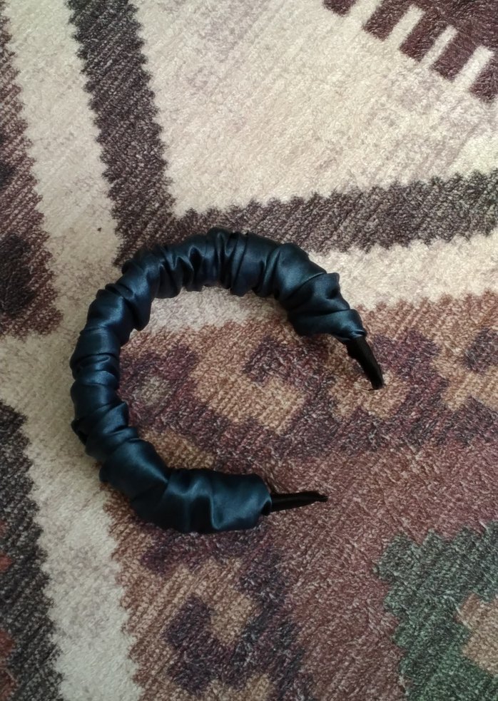 Koyu Renkli Fırfırlı Kadın Saç Bandı - Görsel 2