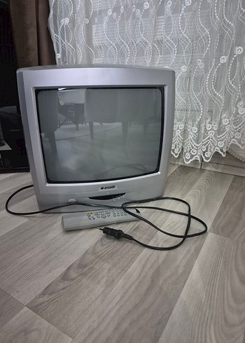 tüplü televizyon