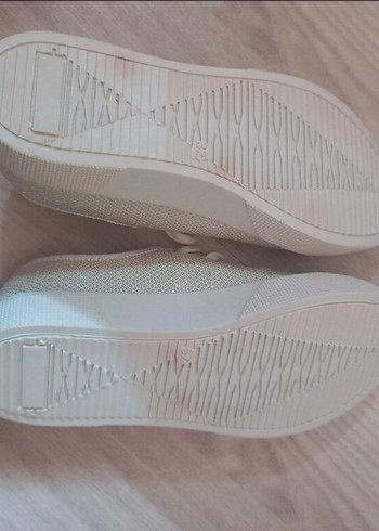 Kız Çocuk beyaz ayakkabı - Görsel 3