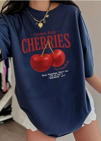 Red Cherrries Baskılı Oversize Unisex Tişört - Görsel 2