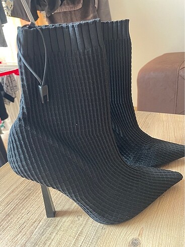 Zara bot