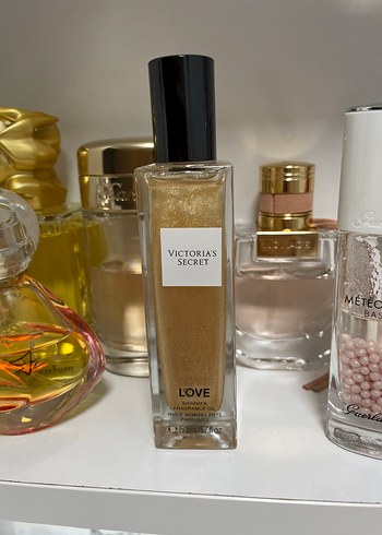 Victoria's Secret Love Kadın Parfümlü yağ 50 ml