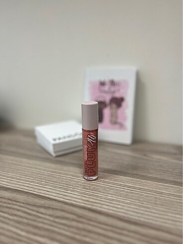 Beden Renk -Pastel Plump up -Flormar Brow Up Highlighter