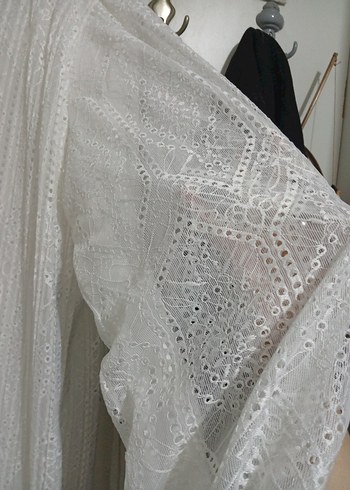 Uzun, Transparan, Bol Kesim Beyaz dantelli Elbise - Görsel 7